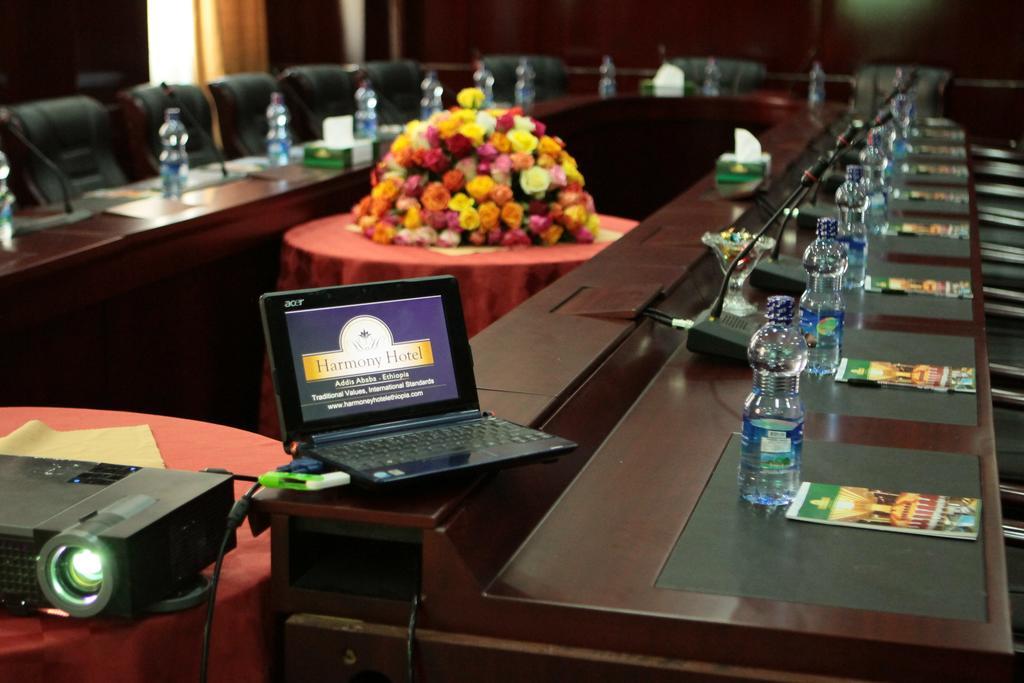 Harmony Hotel Addis Ababa Exterior foto